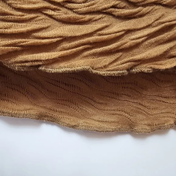 Camel Textured Low Rise Micro Mini Skirt - Picture 4 of 9